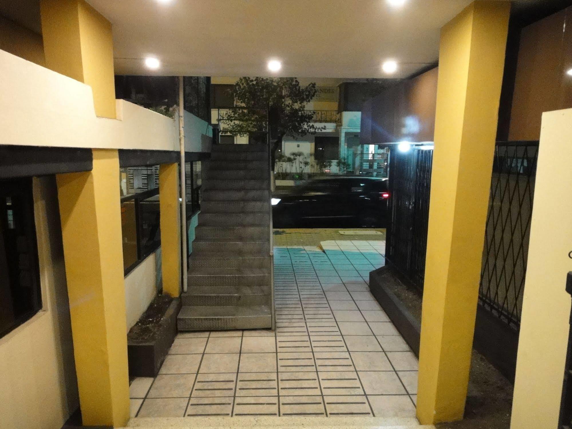 Alston Inn Hotel Quito Ngoại thất bức ảnh
