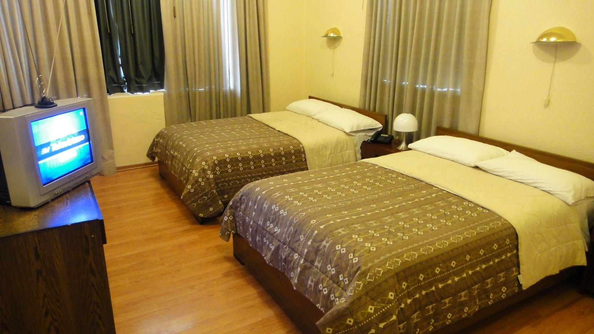 Alston Inn Hotel Quito Ngoại thất bức ảnh